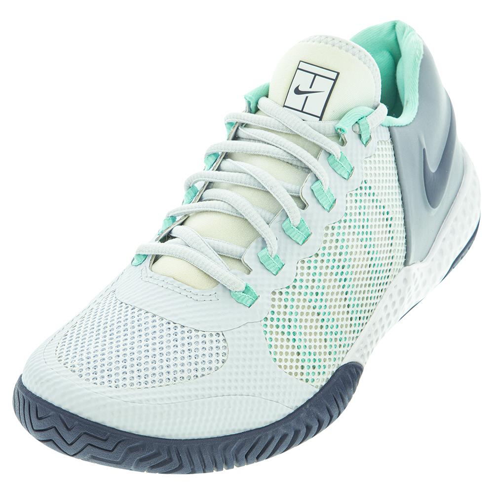 nike womens flare tennis shoe