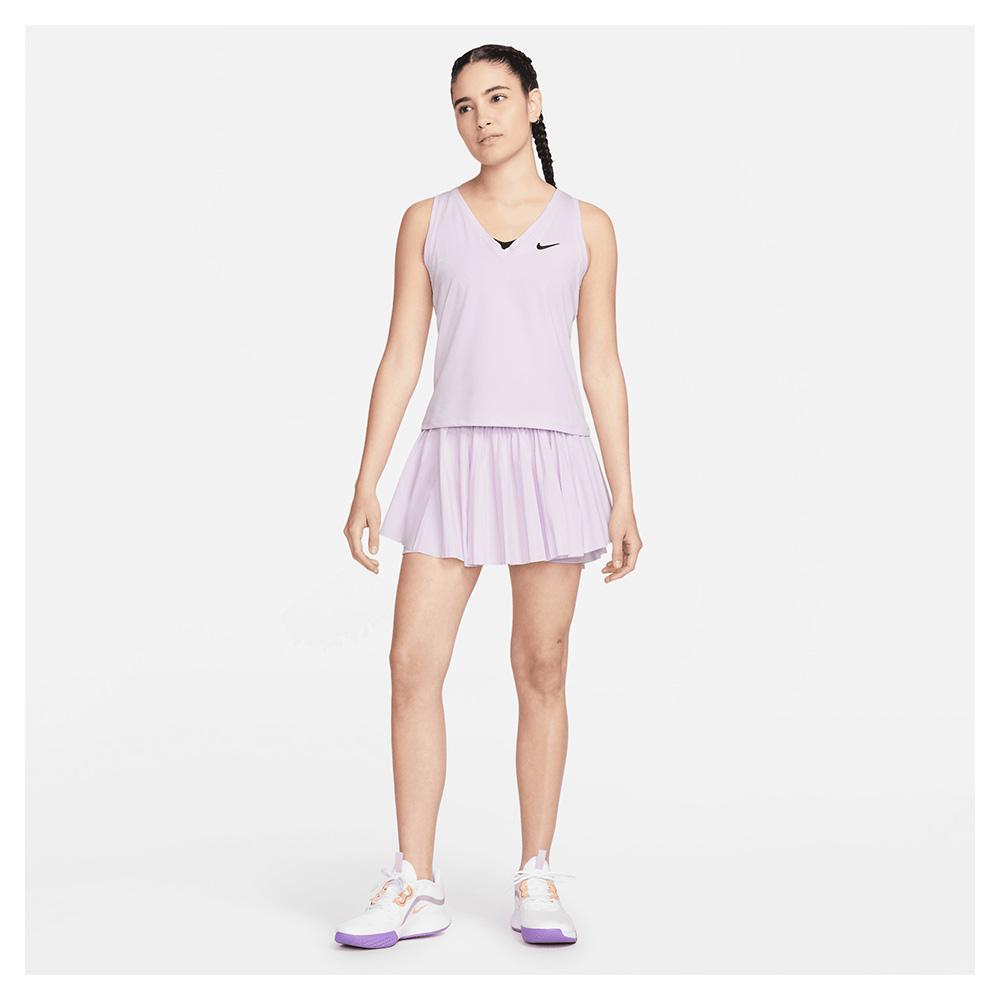 Nike Women`s Court Dri-FIT Advantage Pleated Tennis Skort
