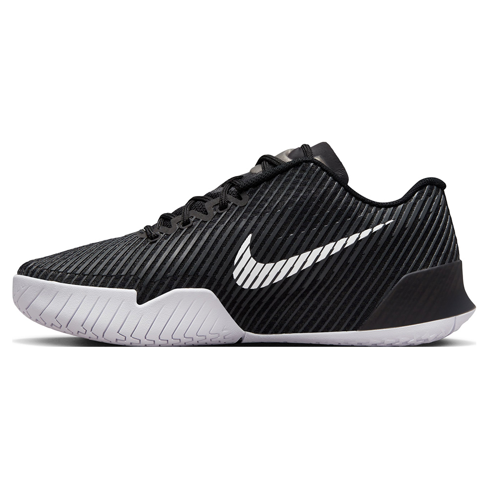 NikeCourt Women`s Zoom Vapor 11 Tennis Shoes Black White