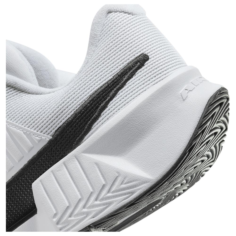 NikeCourt Men`s GP Challenge Pro Tennis Shoes White and Black